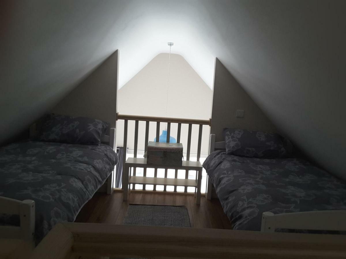 Island View Lodge دولين المظهر الخارجي الصورة